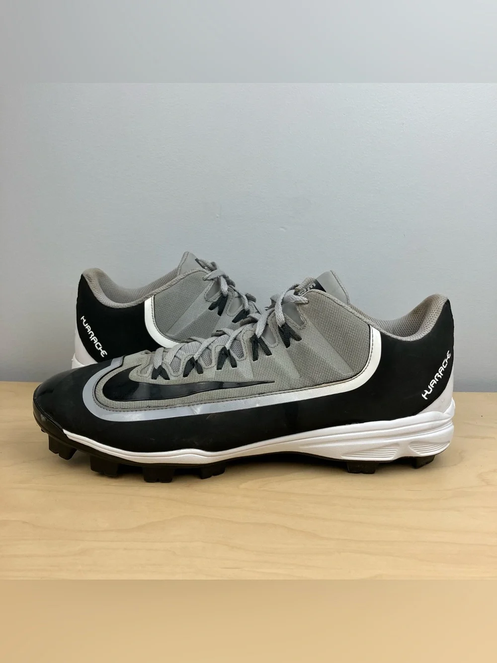 Nike Men’s Size 14.0 Huarache 2K Filth Pro Low Baseball Cleats Gray & Black